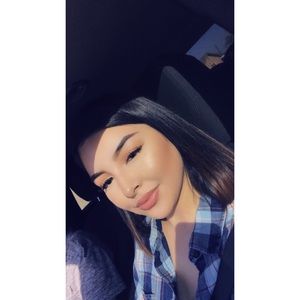 Meet your Posher, Celine